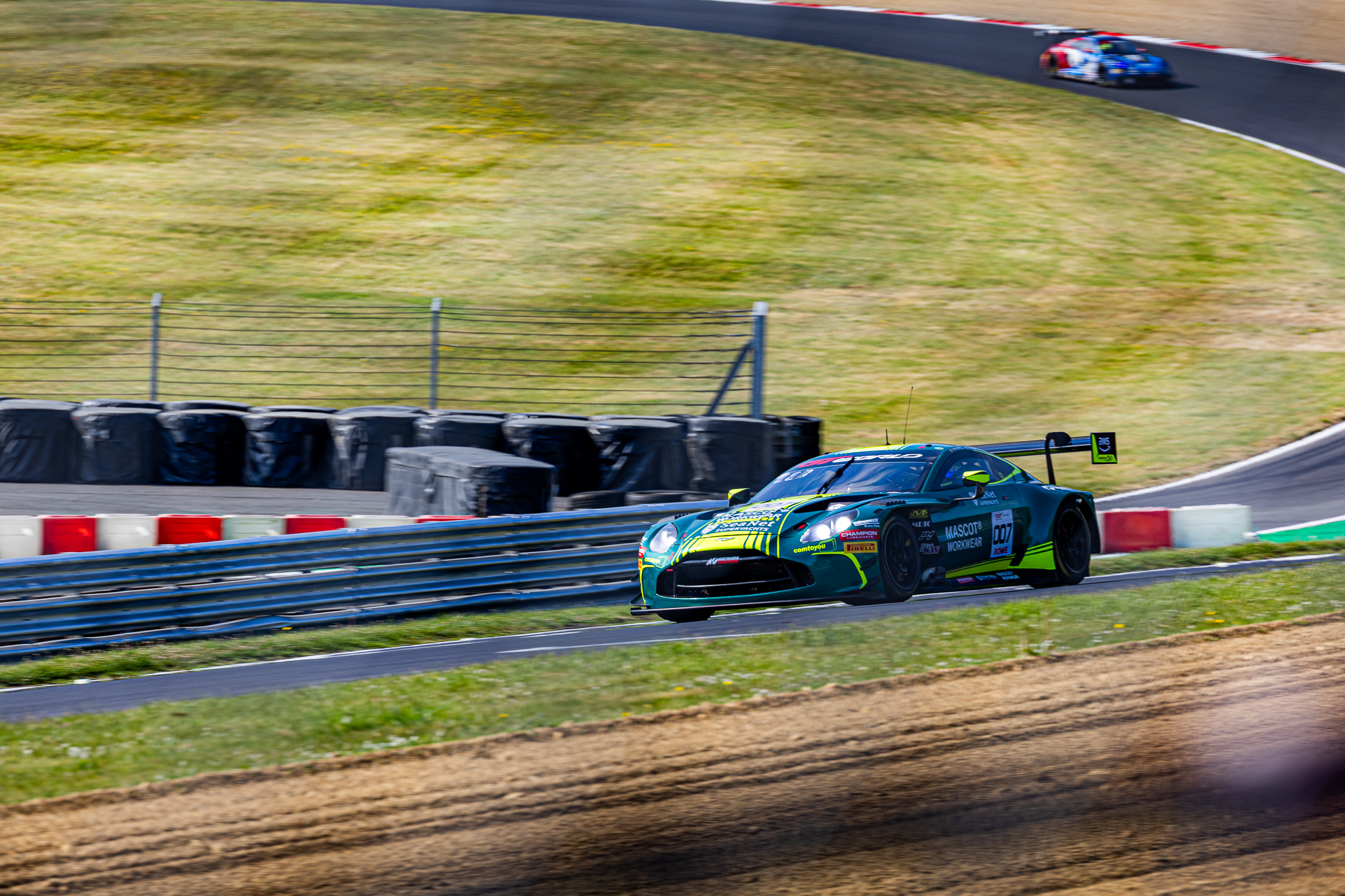 BH GT 1
